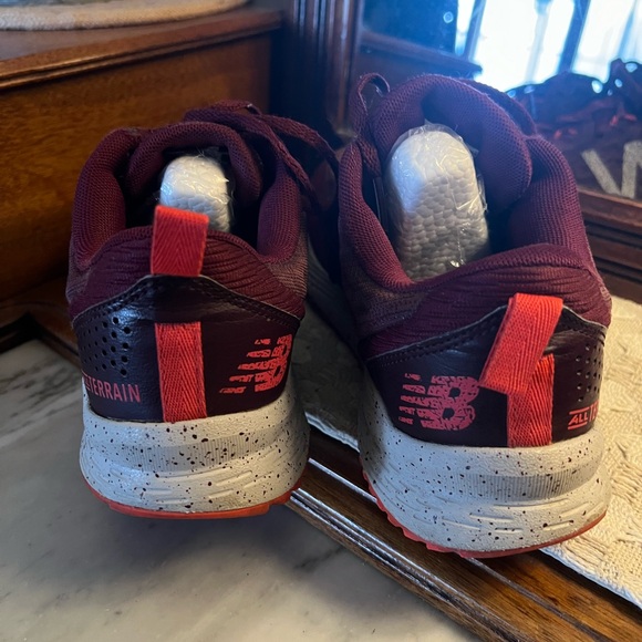 NEW BALANCE Classic Nitrel v3 Trail Running Sneakers Maroon Orange Women's Sz 9 - Picture 8 of 10